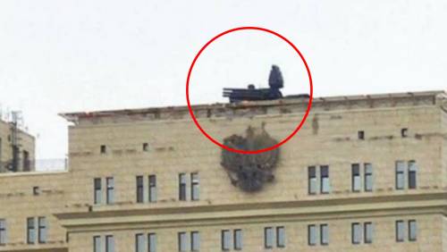 Mosca si blinda: scudo anti-aereo sul ministero della Difesa e sulla casa di Putin